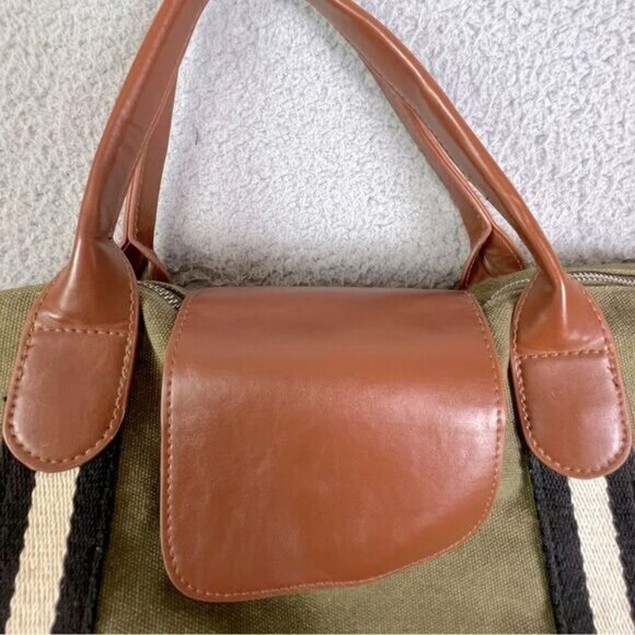 BROUK & CO.  MENS TRAVEL BAG GREEN - Picture 6 of 11